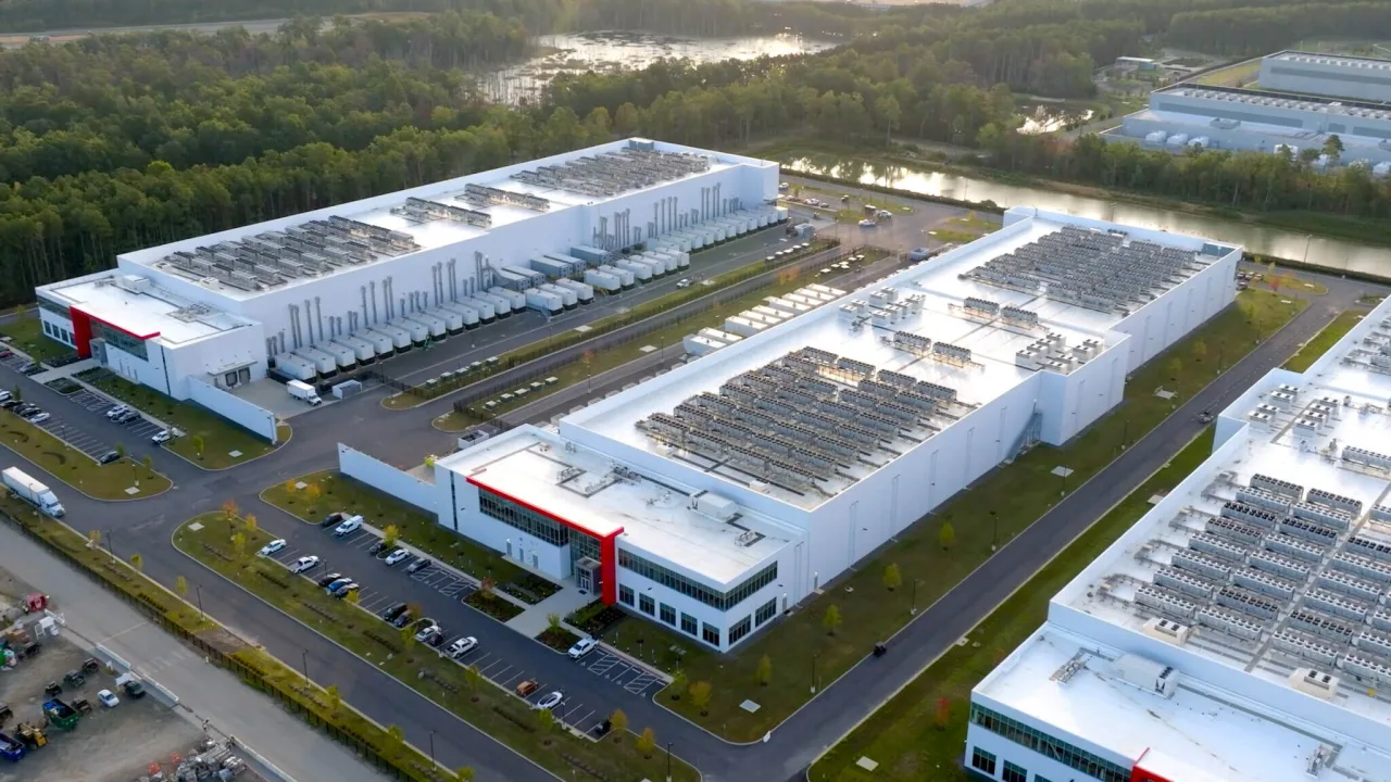 Aerial view of the QTS Richmond data center campus